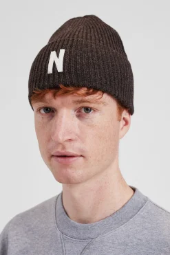 Merino Lambswool Rib N Logo Beanie><noscript><img width=