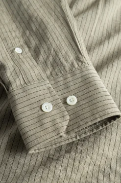 Mo Oversized Striped Shirt><noscript><img width=