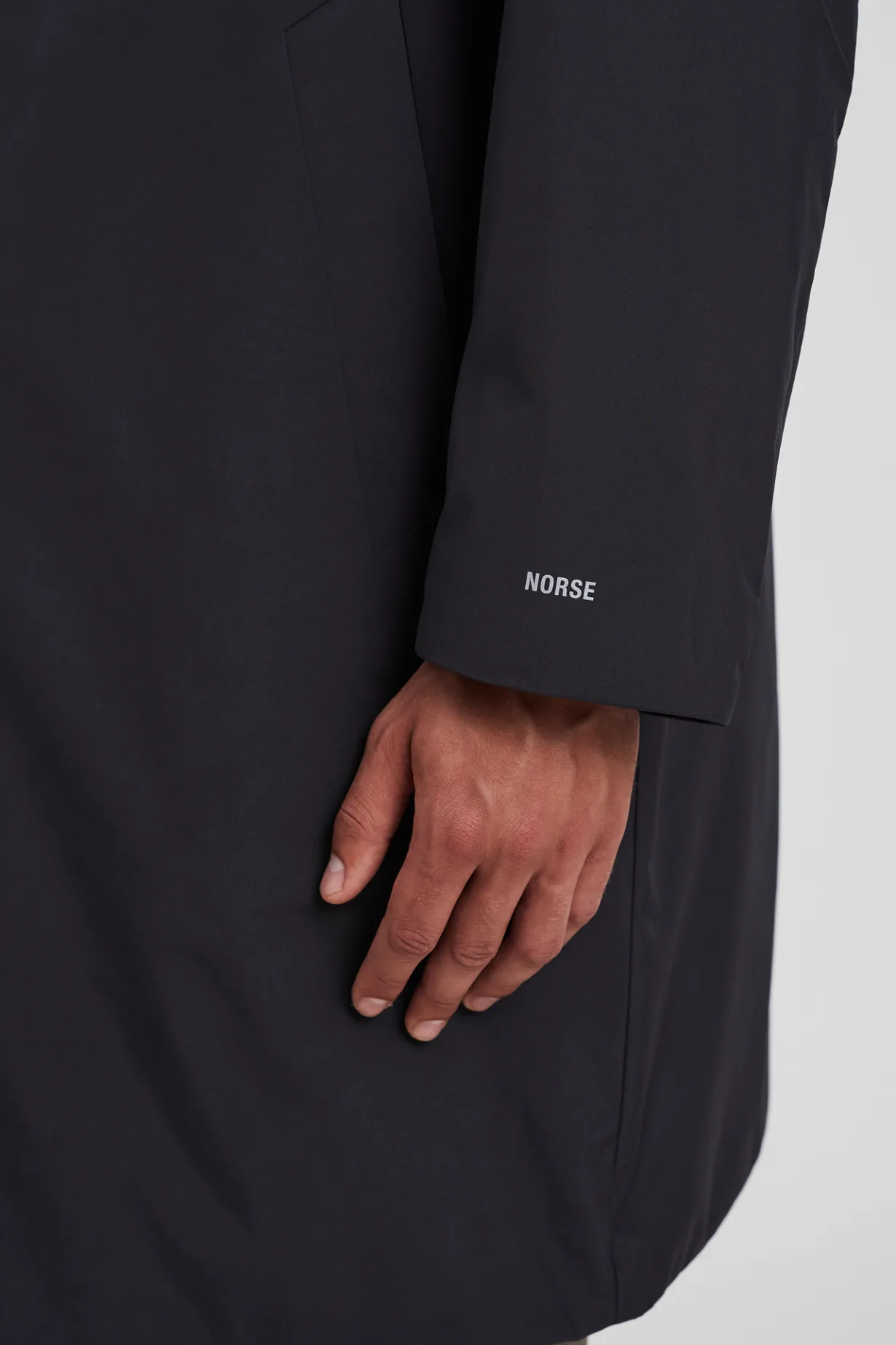 Vargo Gore-Tex Windstopper Raglan Mac>Norse Projects Best
